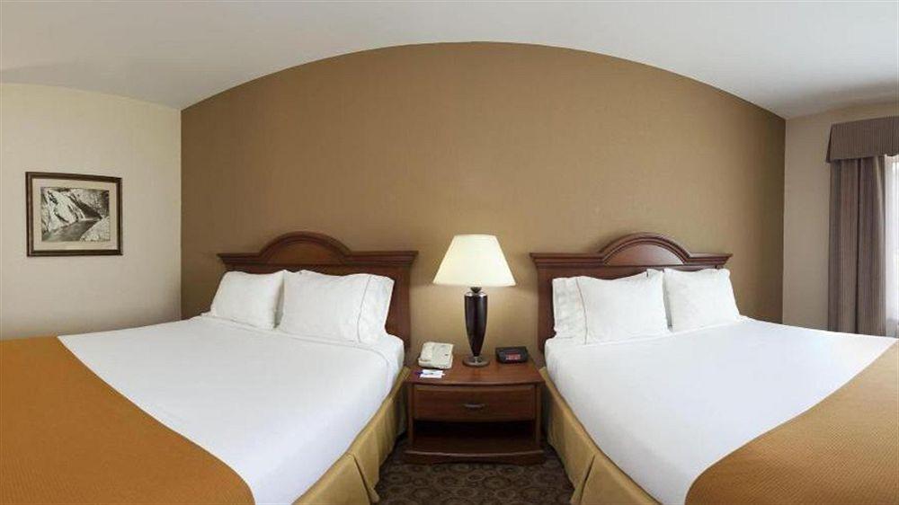 Comfort Inn & Suites Brevard Exteriör bild