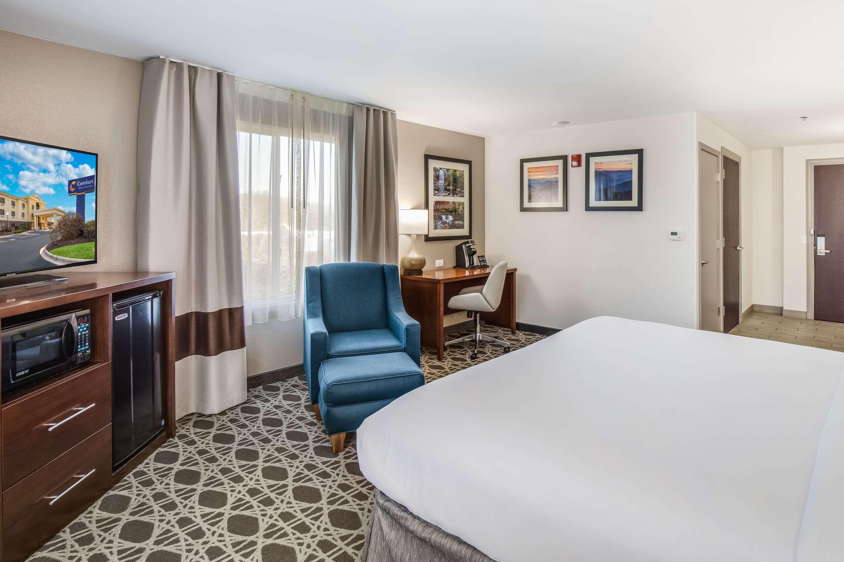 Comfort Inn & Suites Brevard Exteriör bild