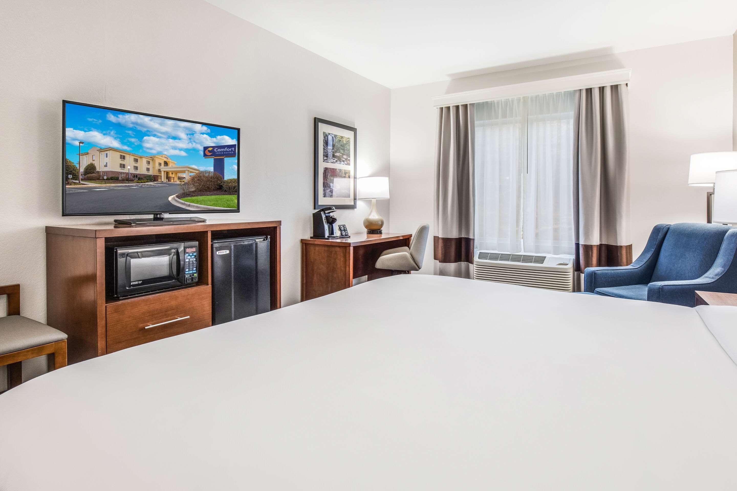 Comfort Inn & Suites Brevard Exteriör bild