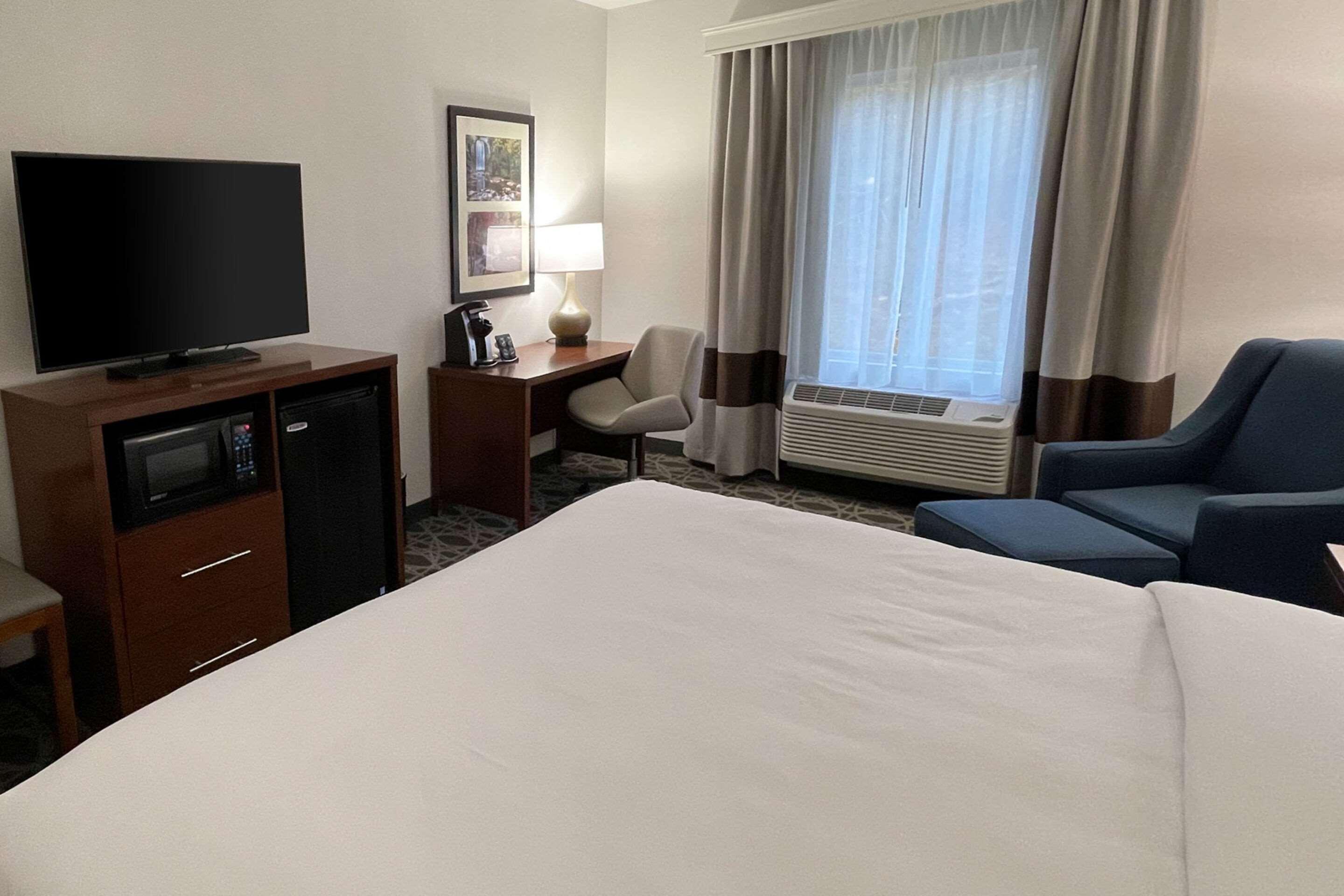 Comfort Inn & Suites Brevard Exteriör bild