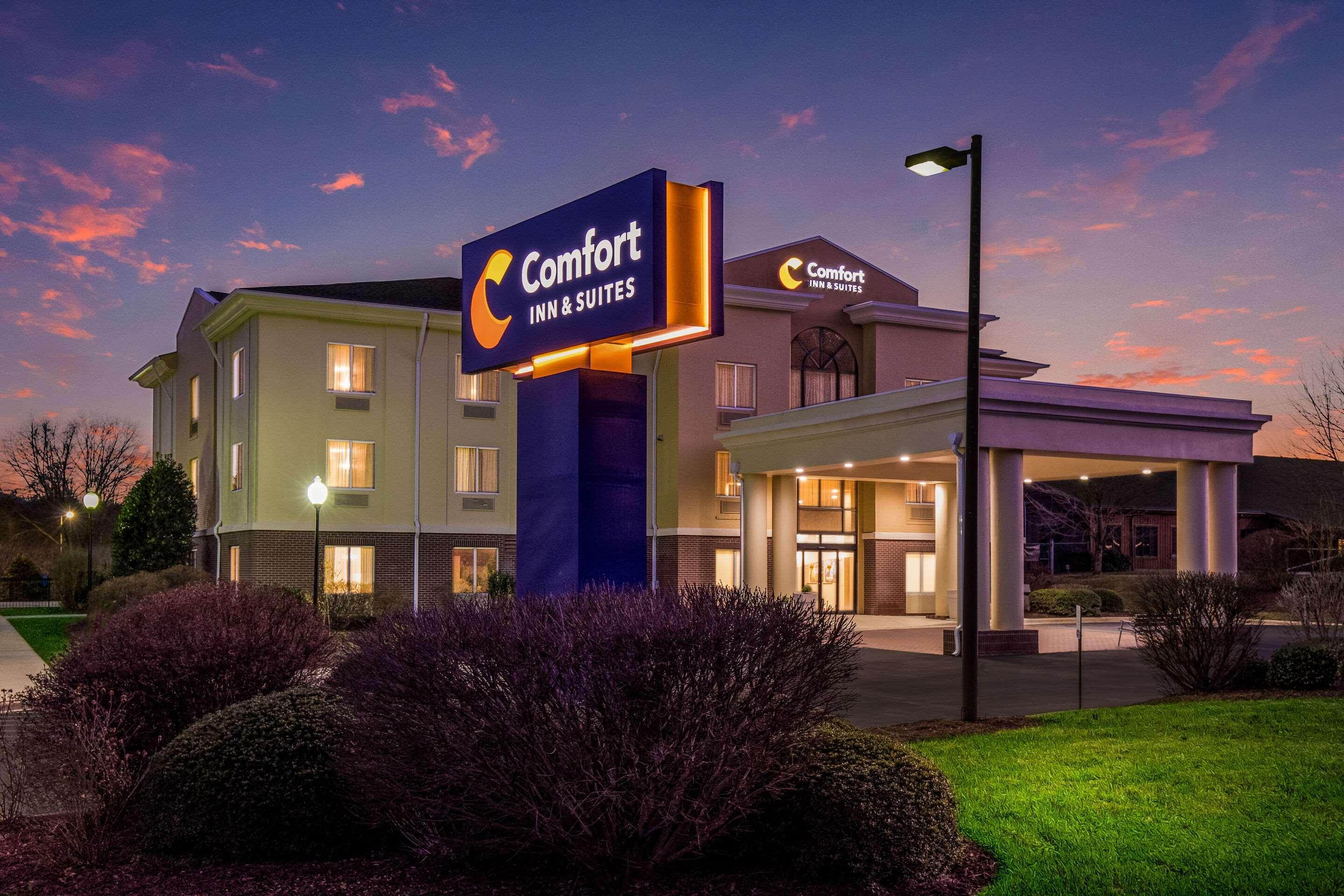 Comfort Inn & Suites Brevard Exteriör bild